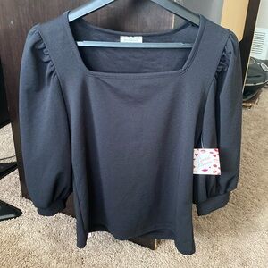 NWT Free Kisses Top M